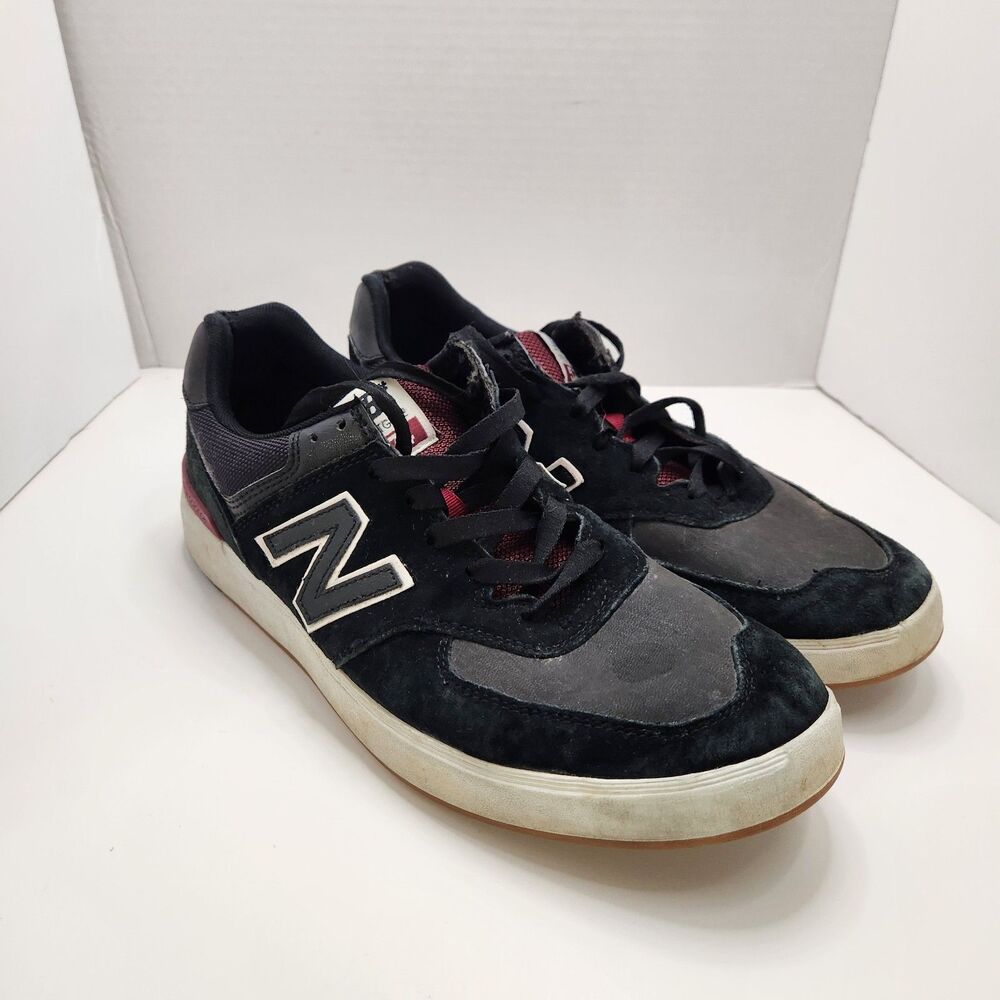 New Balance 574 Mens Size 11 Black White Athletic Running Walking Shoes Sneakers